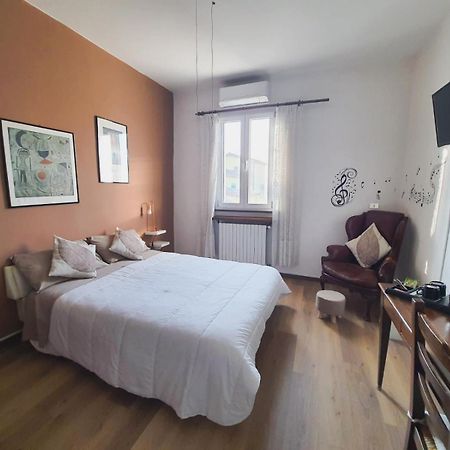 Bed and Breakfast Il Giardino Della Musica San Giuliano  Exterior foto