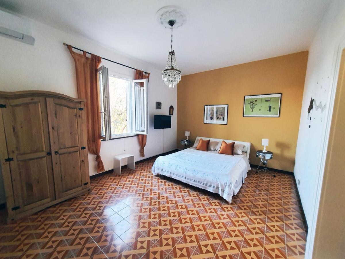 Bed and Breakfast Il Giardino Della Musica San Giuliano  Habitación foto
